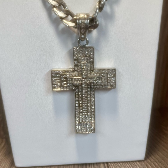 Large Silver Chain with Cross - Picture 3 of 6